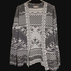 Pink Republic Womens Small Cardigan Shrug Gray White Aztec Open Front